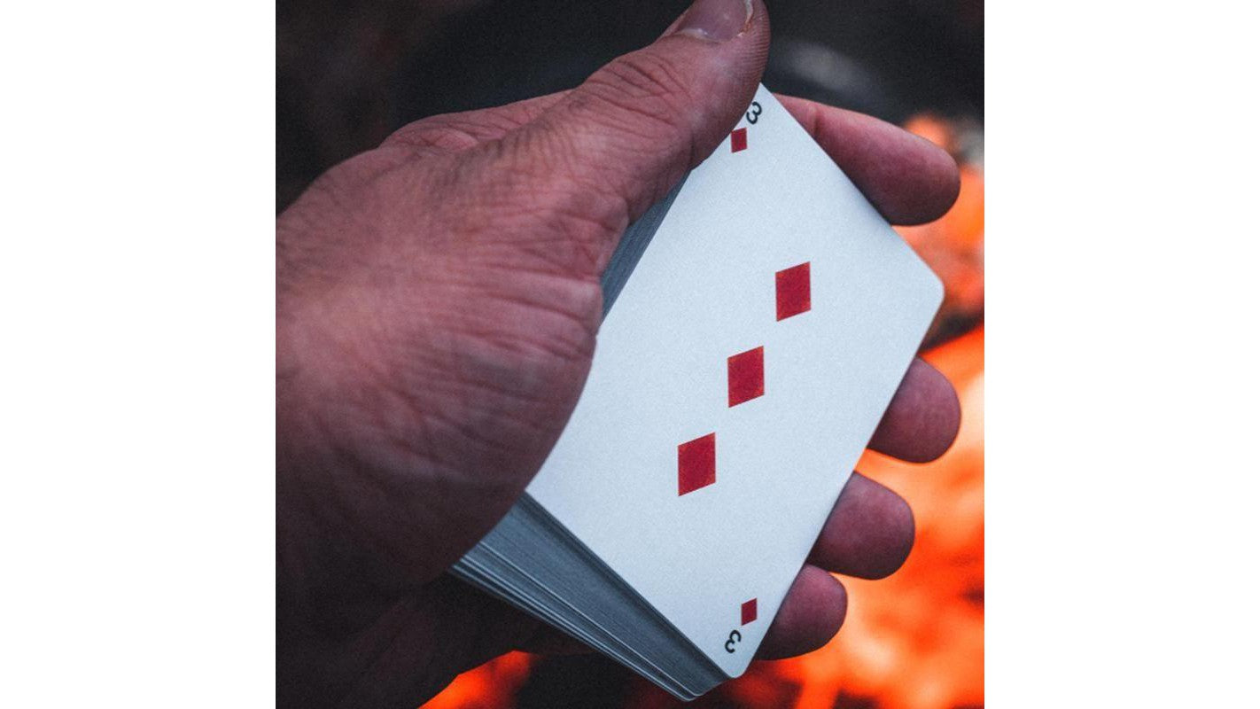 Peak 15 Ellusioniste de cartes à jouer à Deinparadies.ch