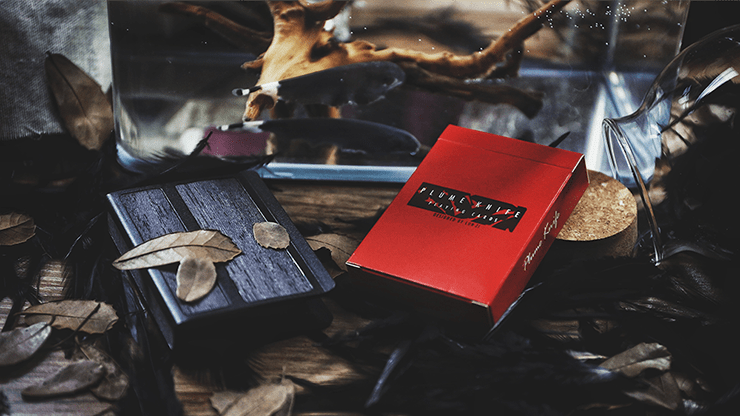 Plume Knife Playing Cards (red) TCC Presents bei Deinparadies.ch